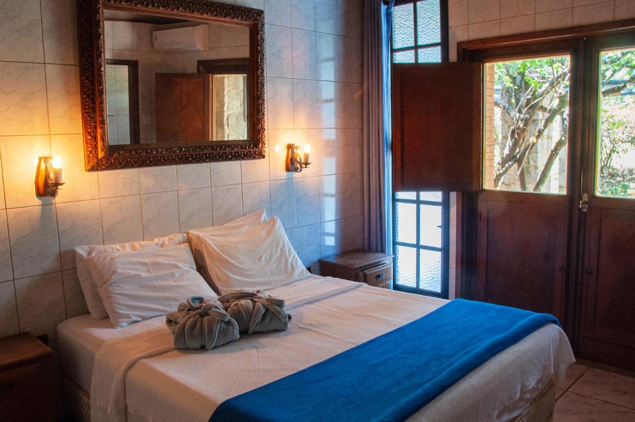 Bougainville Hotel